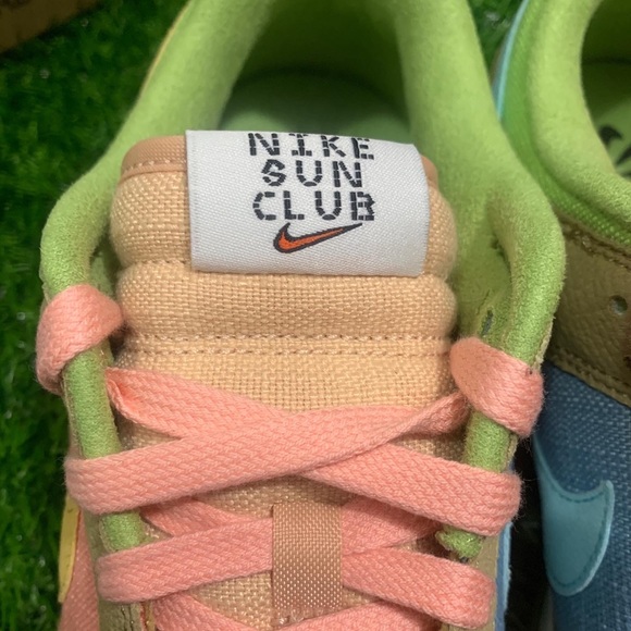 2022 Nike Dunk Low SE “Sun Club” - Picture 10 of 17